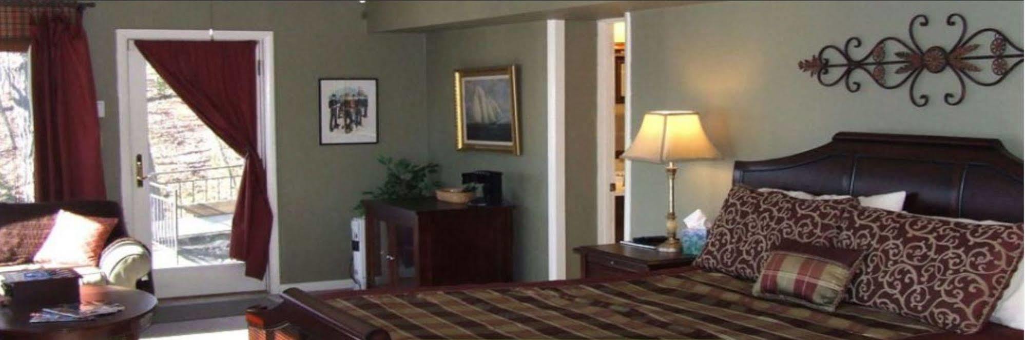 Laurel Grove Inn Riva Esterno foto
